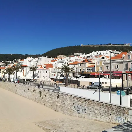 Ni House * Sesimbra